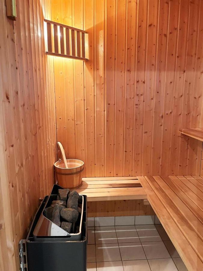 Das Puppenhaus, Reetdach, Sauna, Kamin, Eingezaeunt, Badewanne, Haustiere Willkommen Emmelsbull-Horsbull Exterior photo